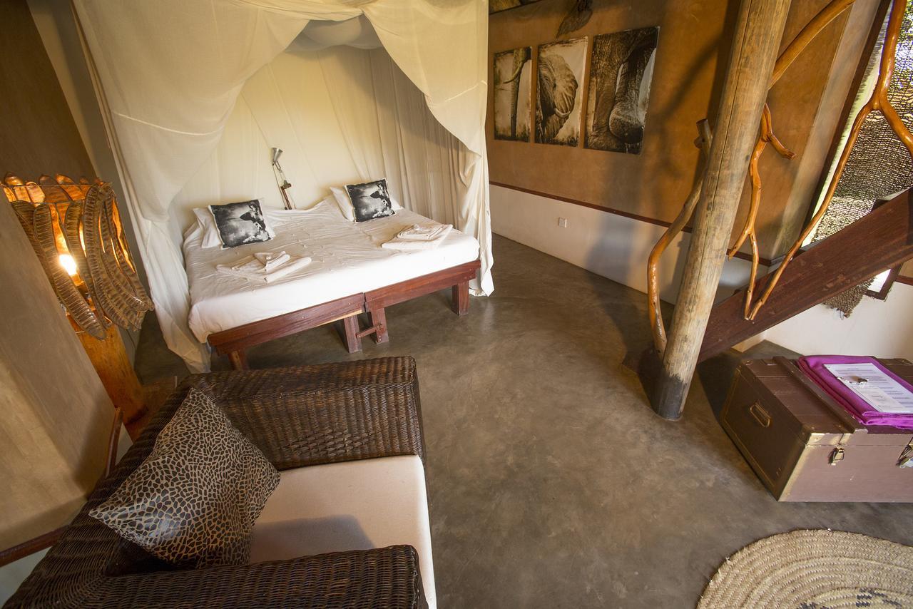 Track And Trail River Camp Kakumbi ภายนอก รูปภาพ
